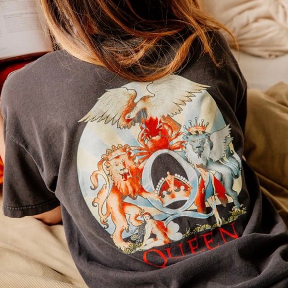 Urban outfitters queen tee Clearance